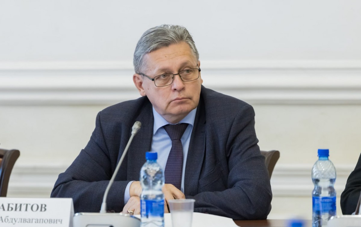 Фото: Общественная палата РФ Рифат Сабитов: «Ценность социальной коммерции не в том, что она дешевле, а в том, что она перераспределяет роли в продвижении»