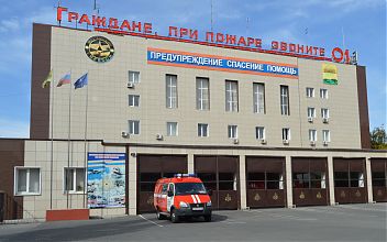 В пожаре под Липецком в нежилом доме погиб мужчина, его личность не установлена